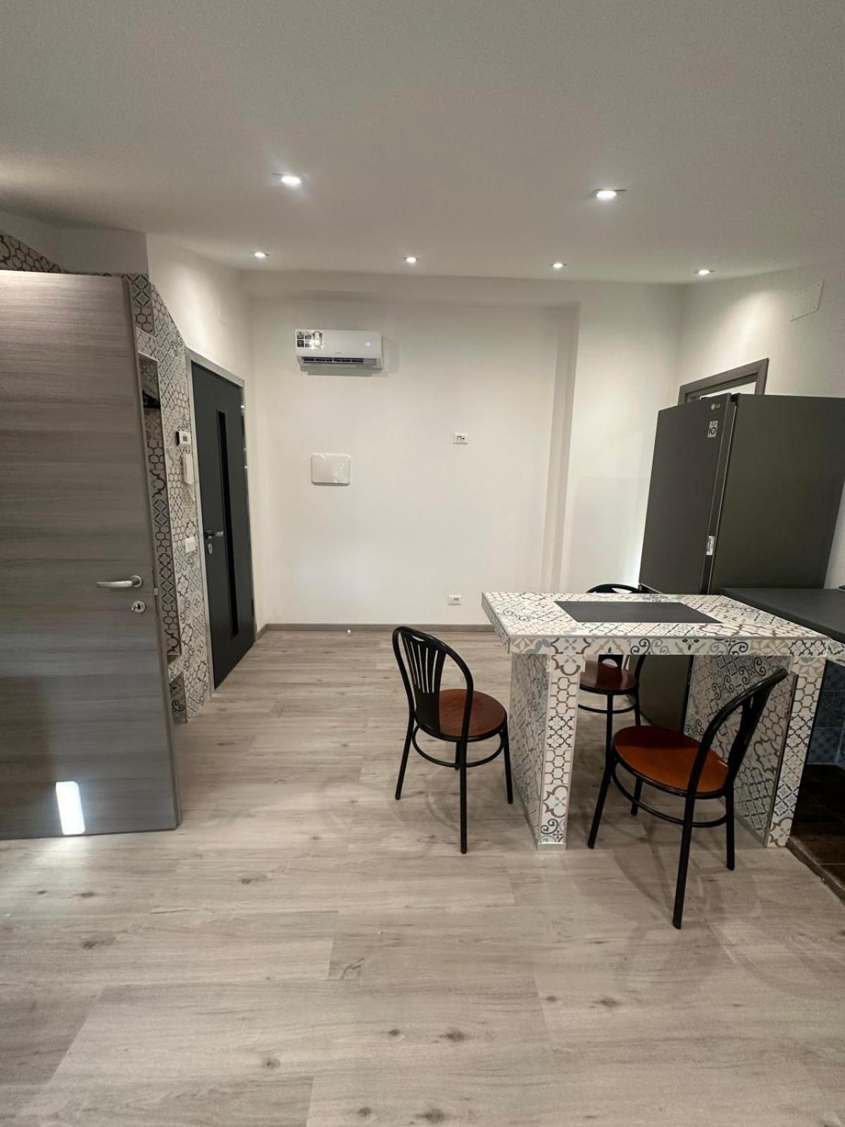 Oh Apartments Fiera Верона Экстерьер фото